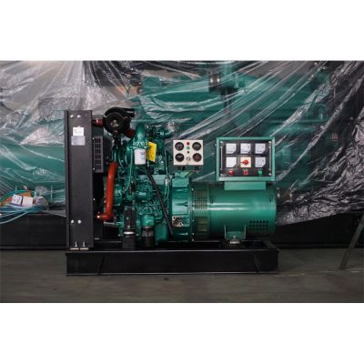 工廠直銷30KW柴油發電機，品牌有珀金斯、常柴、上柴楊動、東風康明斯等柴油發電機組。廠價直銷歡迎選購：13773399855。