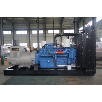 500kw奔馳柴油發電機組-奔馳12缸柴油機12V1600G20F柴油發電機組,缸徑/行程：122/150mm,柴油發電機組水冷發動機功率576KW,柴油發電機組配套馬拉松斯坦福發電機。廠價直銷歡迎選購：13773399855。