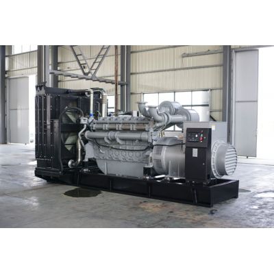 1500kw珀金斯柴油發電機組-珀金斯16缸柴油機4016-61TRG2柴油發電機組,缸徑/行程：160/190mm,柴油發電機組水冷發動機功率1774KW,柴油發電機組配套馬拉松斯坦福發電機。廠價直銷歡迎選購：13773399855。